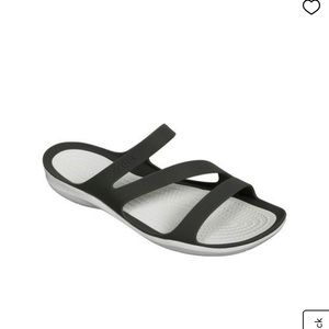 CROCS Women’s Swiftwater Sandal- Black/White 8 NWT